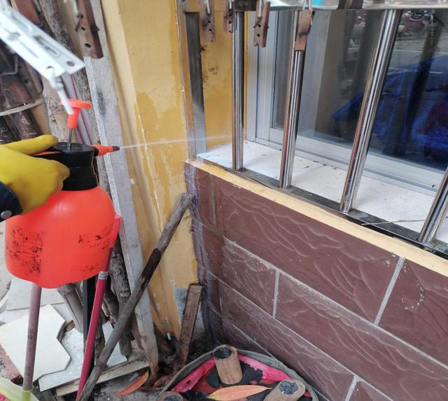 朝氣蓬勃的上進小陳:1:人力資源管理師 補貼1500 2:健康管理師 補貼2000 3:電子商務師 補貼2000 4:客戶服務管理員 貼2000 等100多個職業 要求:累計交夠失業保險36個月 歡迎各企業組織報考