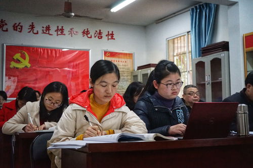 校企合作互幫忙,尚智品牌管理總經(jīng)理張海在南昌工學院開講分享課